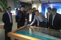 开云手机登录中心_开云online（中国）：刘廷国董事长率团赴甘肃路桥养护科技公司进行交流访问